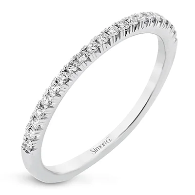 women’s chunky rings -Wedding Band in 18k Gold with Diamonds