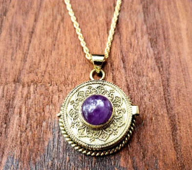 bridal statement necklaces -Bohème Amethyst Locket Necklace