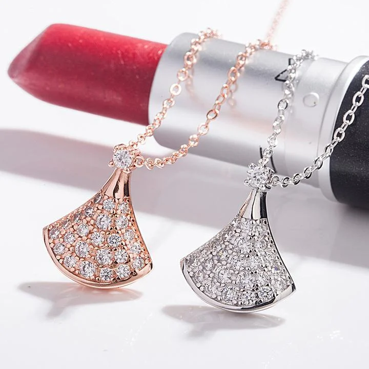 bridal necklaces for women -Fan-Shaped Design Pendant Necklace