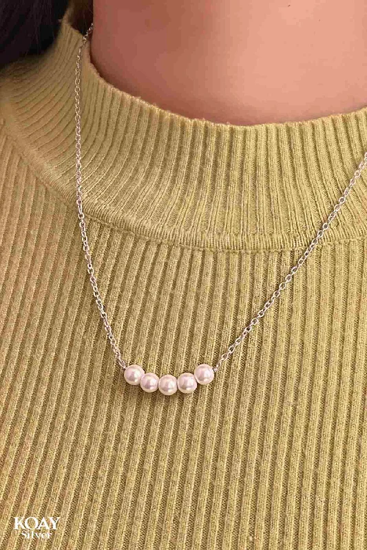 minimalist necklaces for women -Five Pearls Necklace