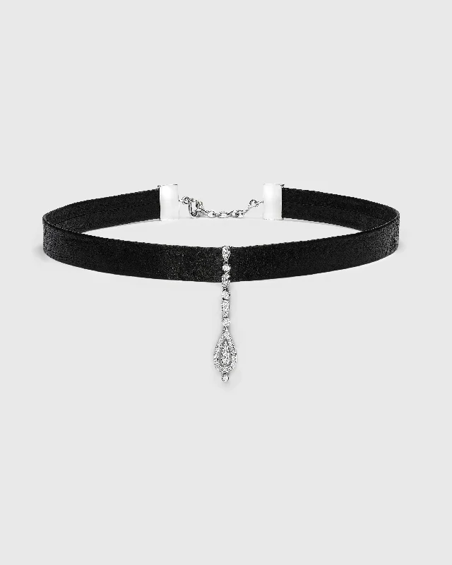 women’s friendship necklaces -Black Butter Teardrop Choker