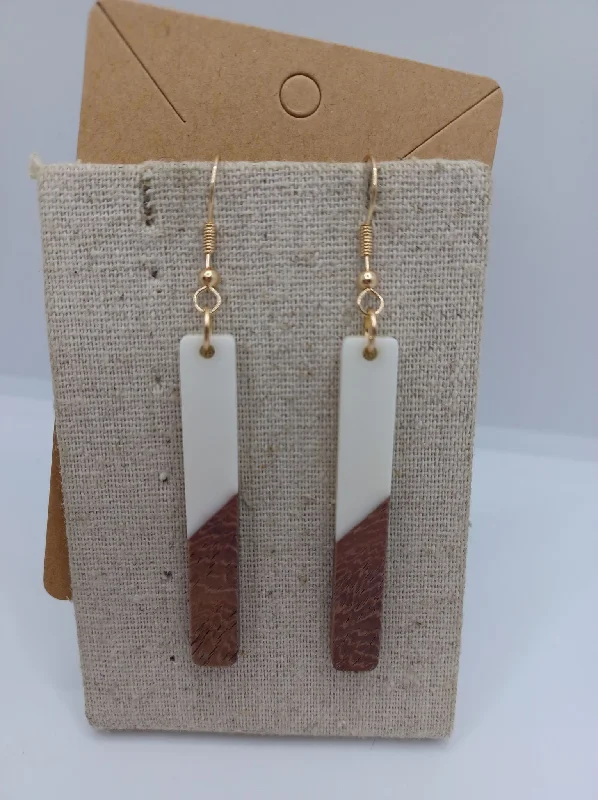 women’s dainty earrings -White Acrylic & Wooden Earrings