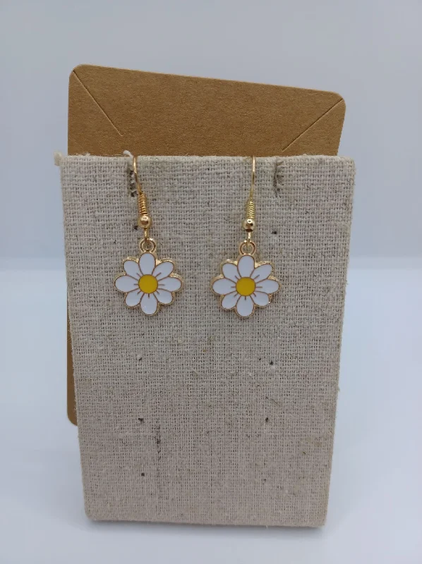 women’s ear cuffs -Gold Daisy Earrings