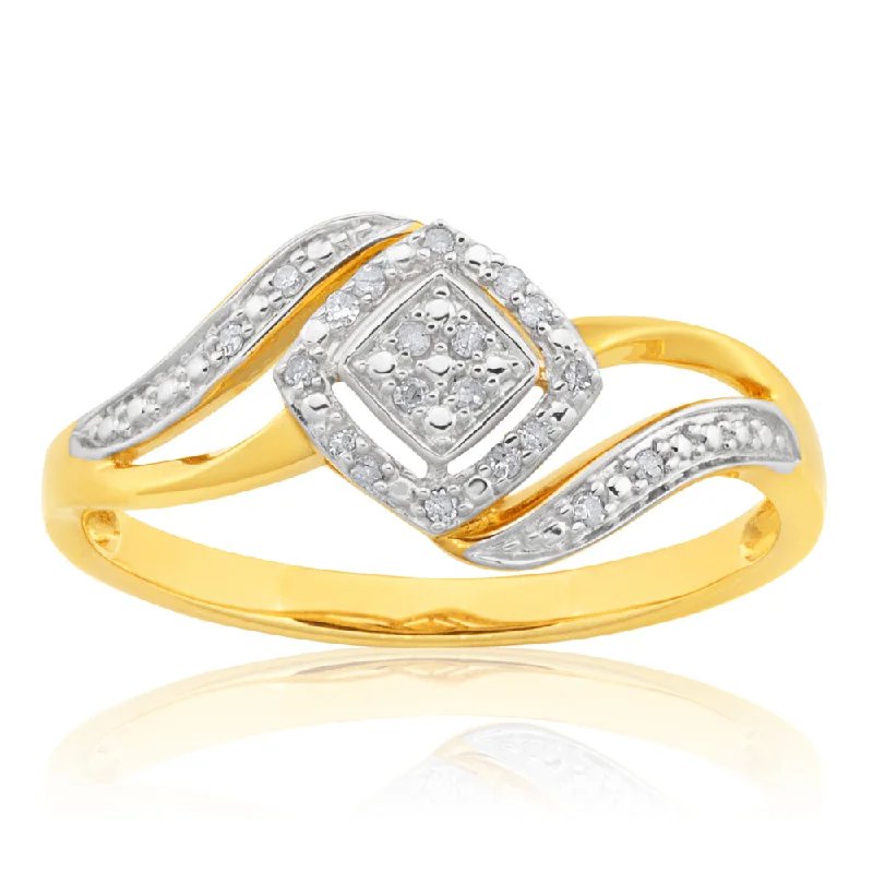 women’s classic engagement rings with diamonds -9ct Yellow Gold Diamond Ring with 20 Brilliant Cut Diamonds